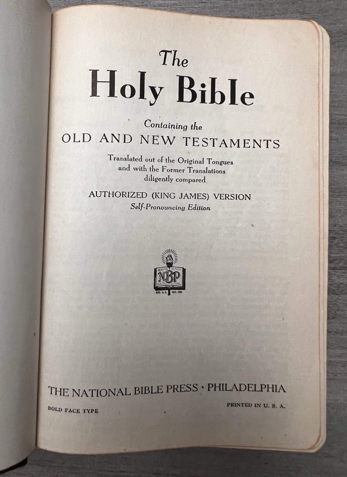 Handsize 1945 National Bible Press; Self Pronouncing KJV Study Helps; Color Maps