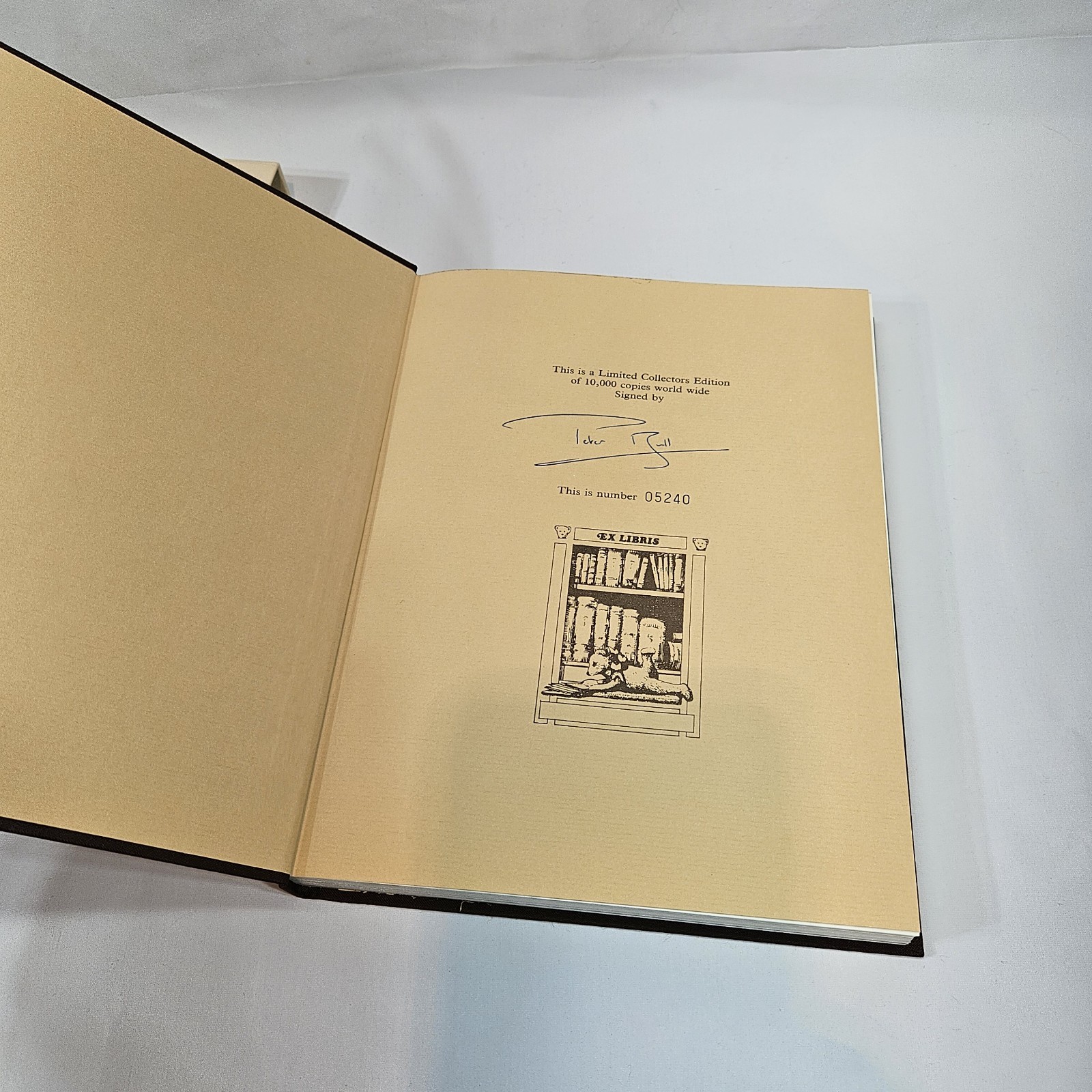 The Teddy Bear Book by Peter Bull (Signed limited edition) 5240/10,000