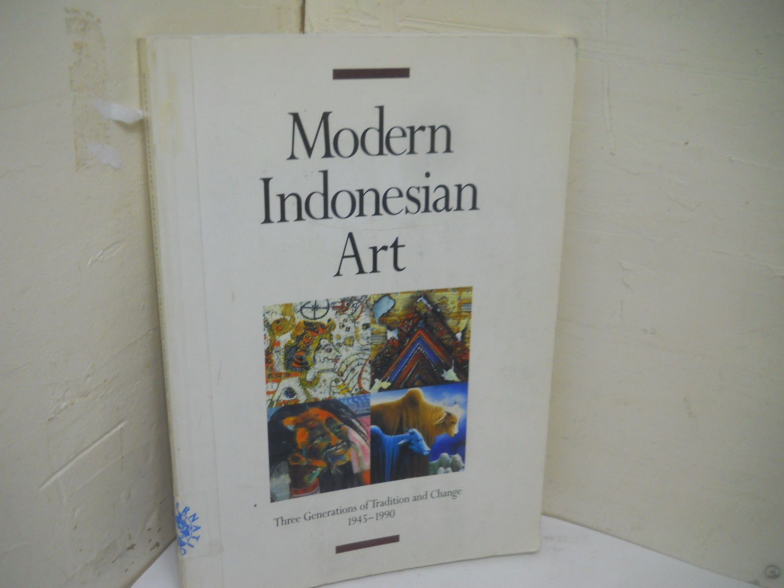 MODERN INDONESIAN ART 1945=-1990 ~ VG Ex-Lib TPB~ Ships boxed
