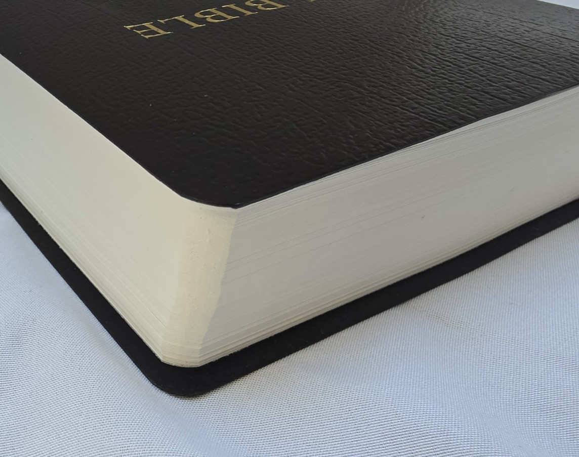 King James Version Reference Edition Black Bonded Leather Holy Bible 9×5.5 2022
