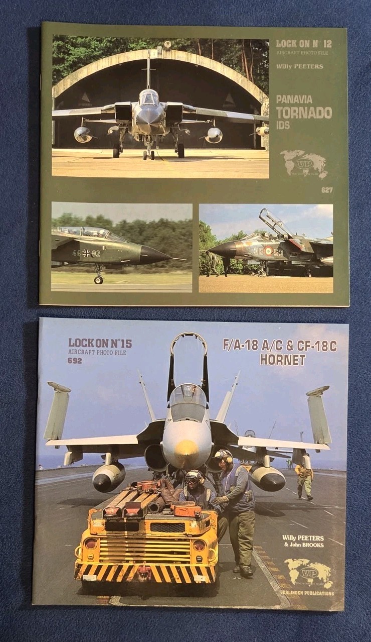 2 Verlinden Lock On Books Mi-24W Hind E Gunship & A-10 Thunderbolt Aircraft