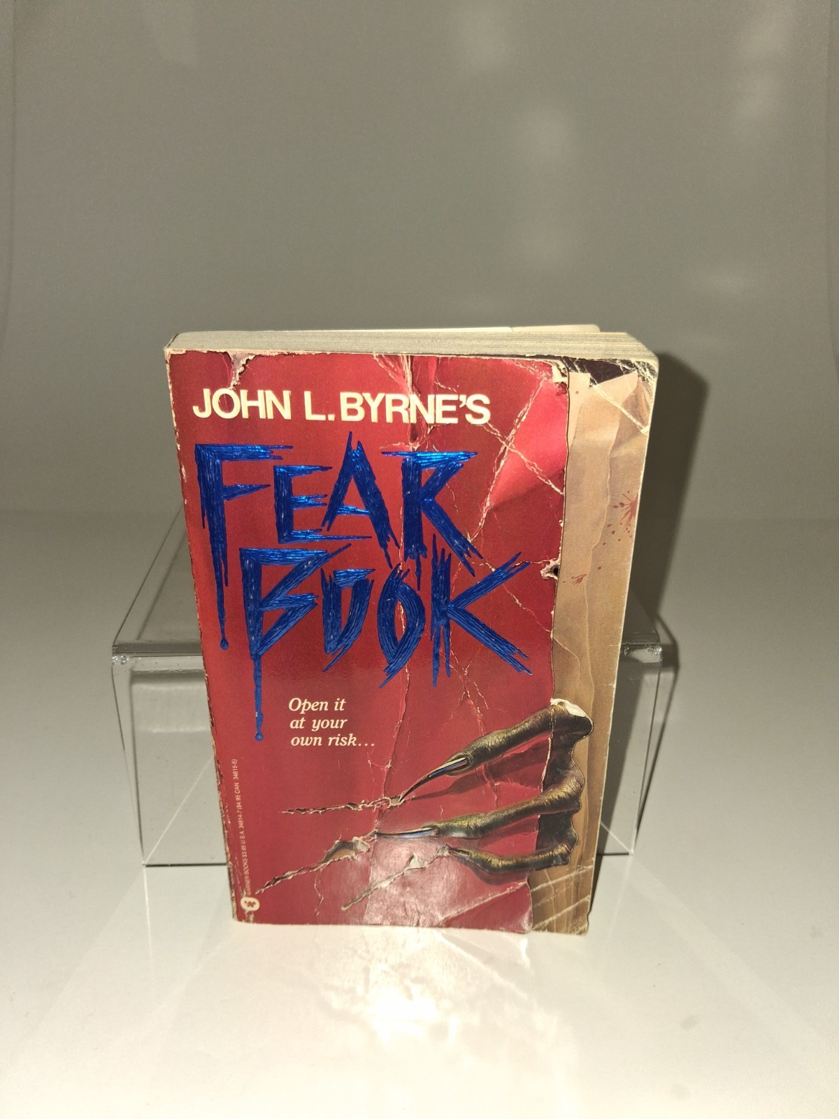 Fear Book by John L. Byrne. First Warner Books Printing (1988) #014