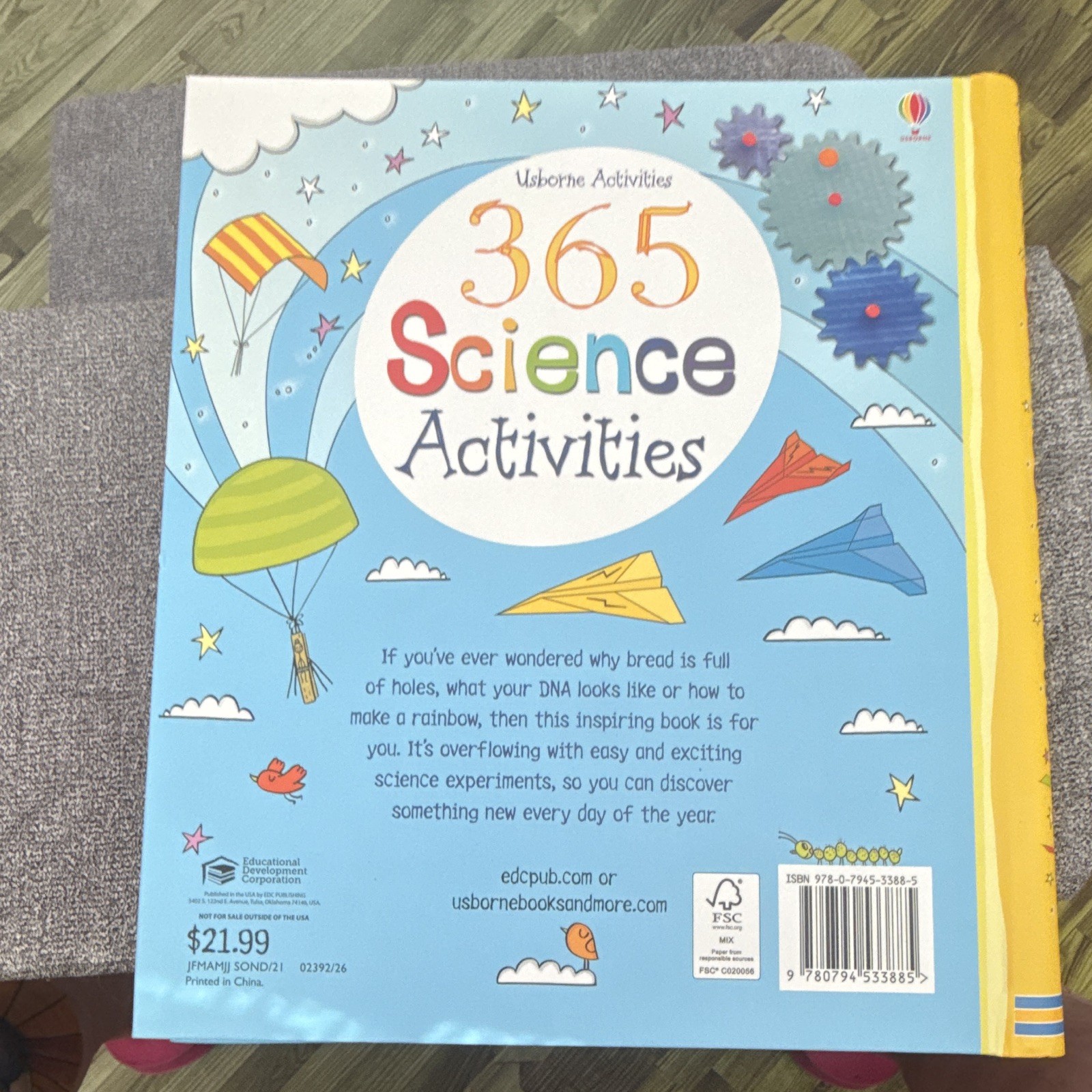 Usborne Usborne Activities 365 Science Activities HC Illustrated Ages 4-8