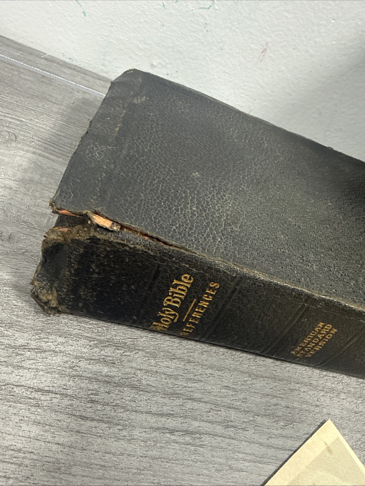 Bibles Mixed Lot VTG Antiques Old Worn 1929 RSV ASV References Gold Edge