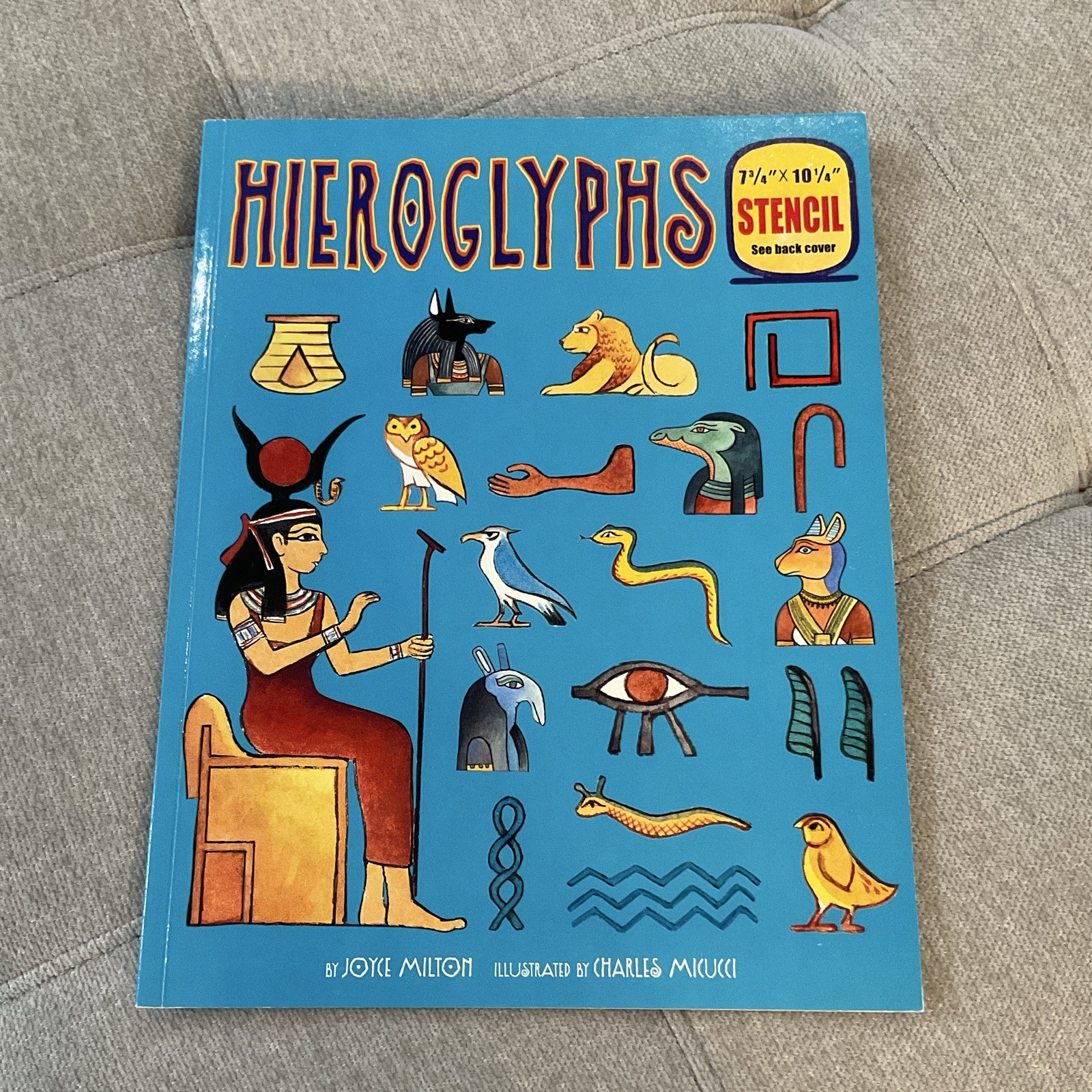 Grosset & Dunlap Hieroglyphs Stencil Activity Book Illustrated Ages 4-8 PB