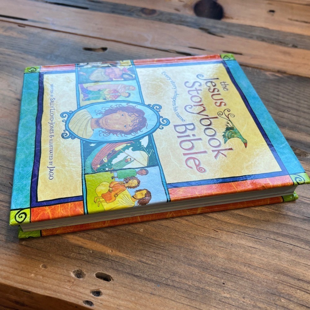 The Jesus Storybook Bible Sally Lloyd-Jones Illustrate Hardcover Zonderkidz Book