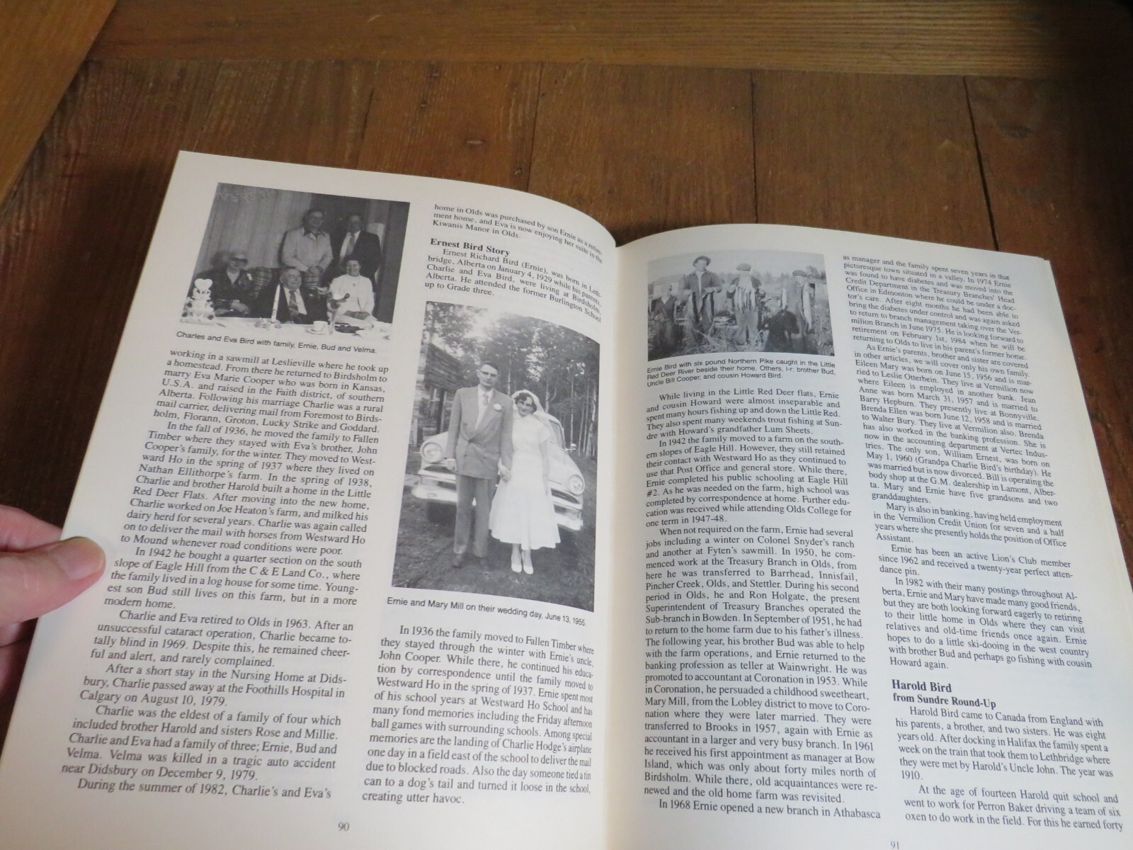 Links of Memory History Book, Harmattan Westward Ho CANADA genealogy 1983 1st ED