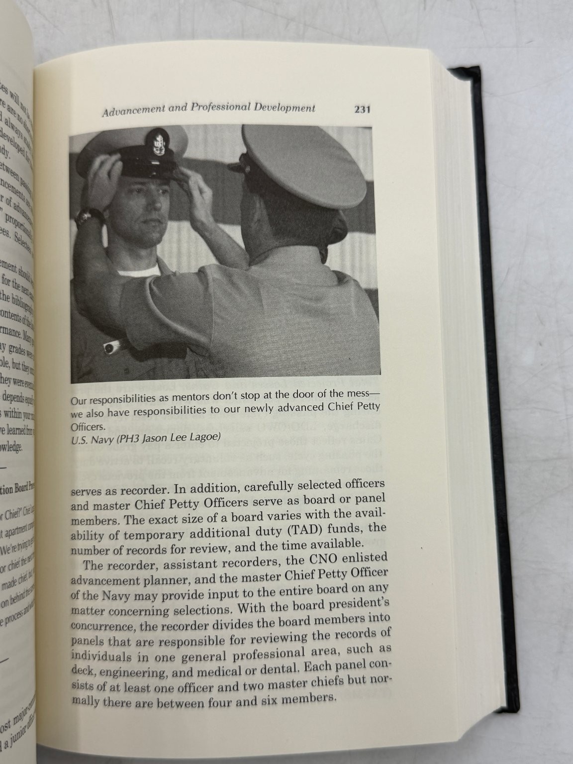 Chief Petty Officer’s Guide Hagan & Leahy 2004 USN Naval Institute Press