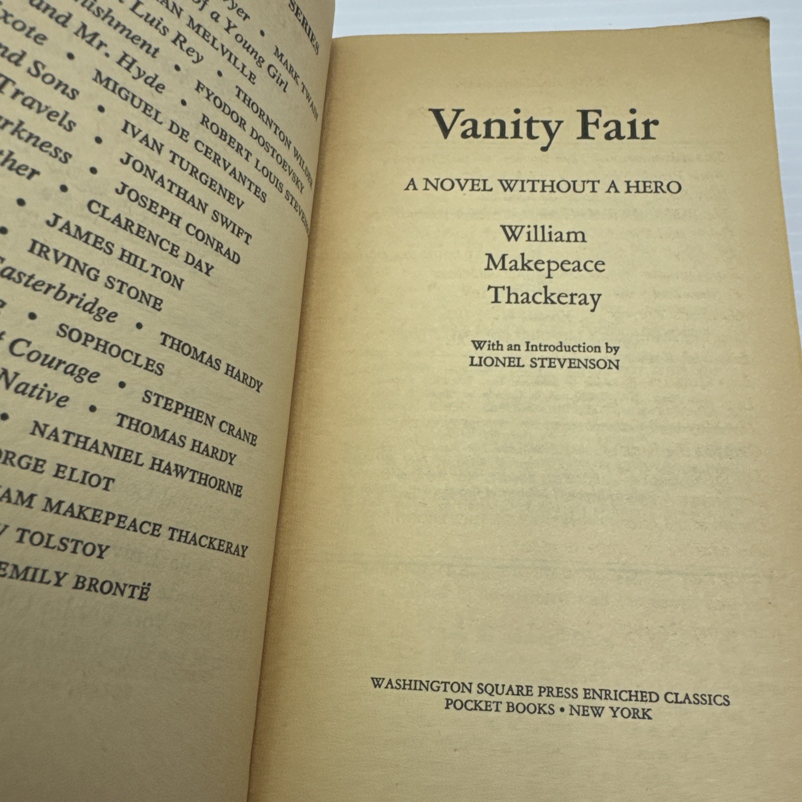Vanity Fair William Makepeace Thackeray 1972 PB Washington Square Press Enriched