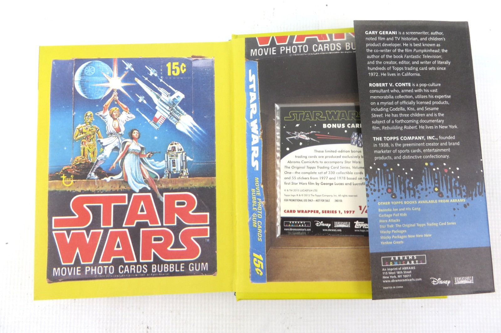 TOPPS STAR WARS BOOK Hardcover Abrams Comicarts w/Bonus Cards! Trading Series