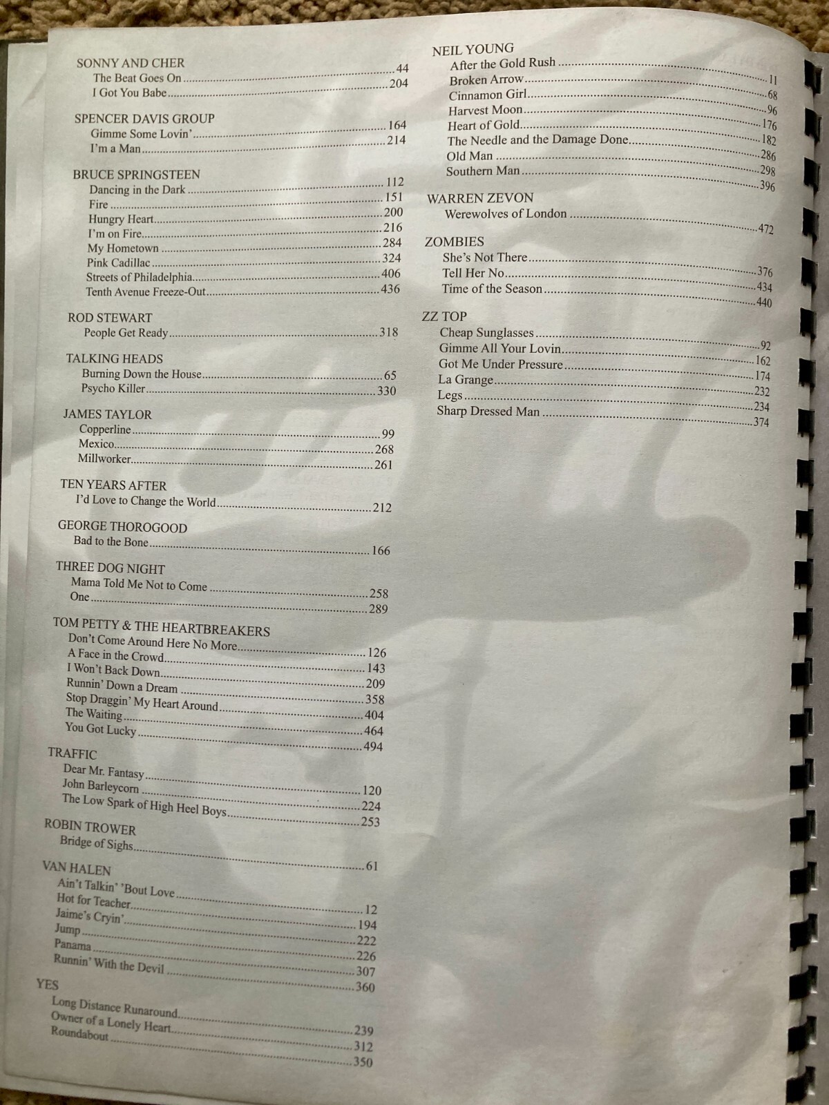 JUST CLASSIC ROCK REAL BOOK by Alfred Music / C (New Revised) Edition 500 pages!