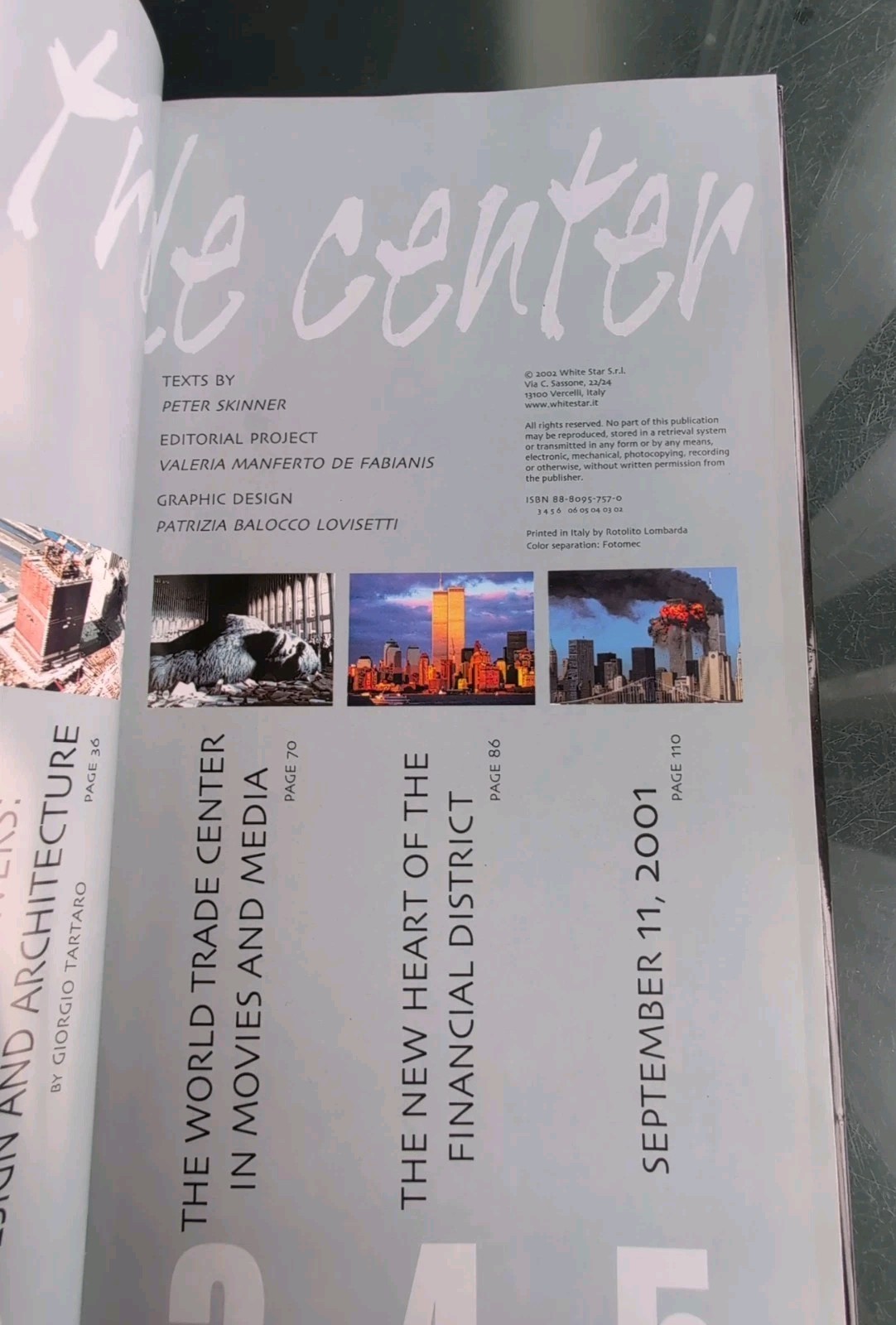 World Trade Center Oversized ( Tall ) HC Book Photos 9/11 Foldout Pages EXC Cond
