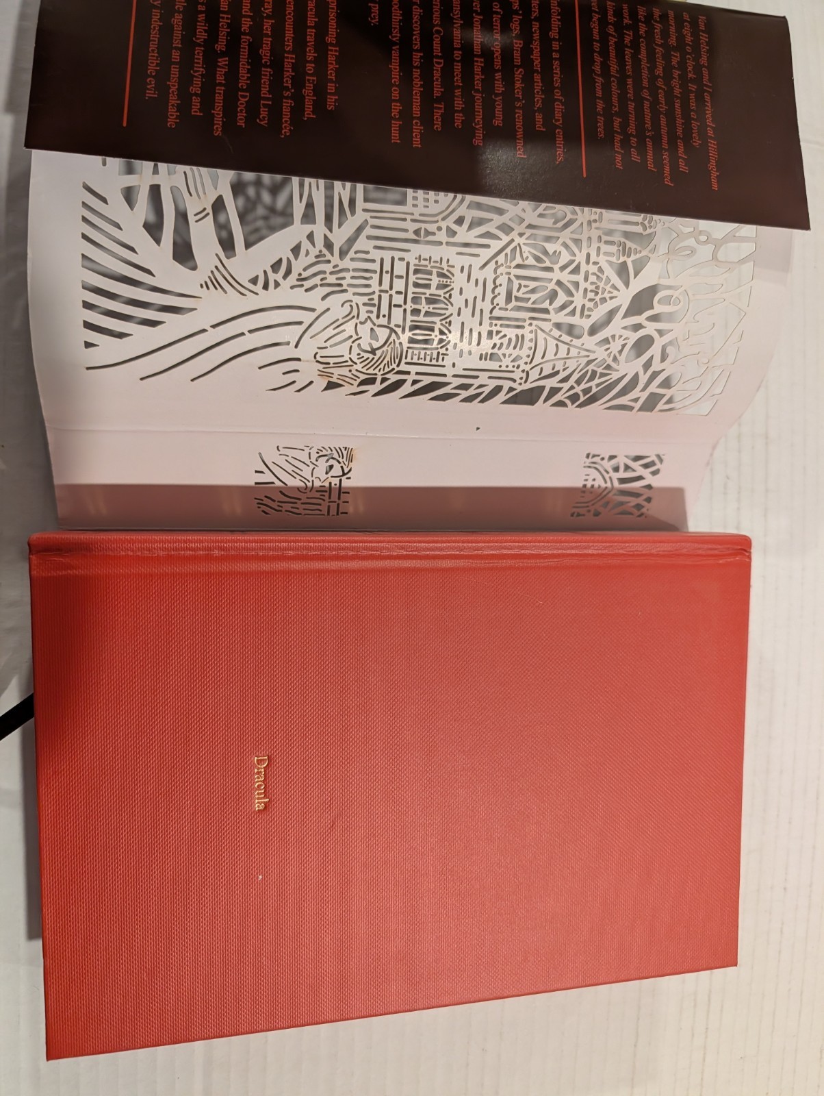 Dracula Limited Edition #3485/10000 Die-Cut Hardcover (Underlining) See Photos