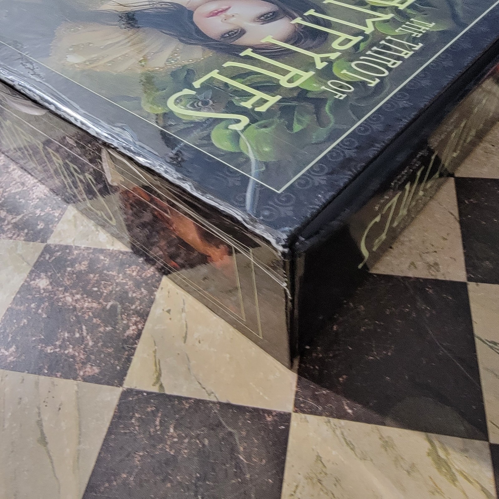 Tarot of Vampyres by Ian Daniels (2010, Cards,Flash Cards) Box Damage