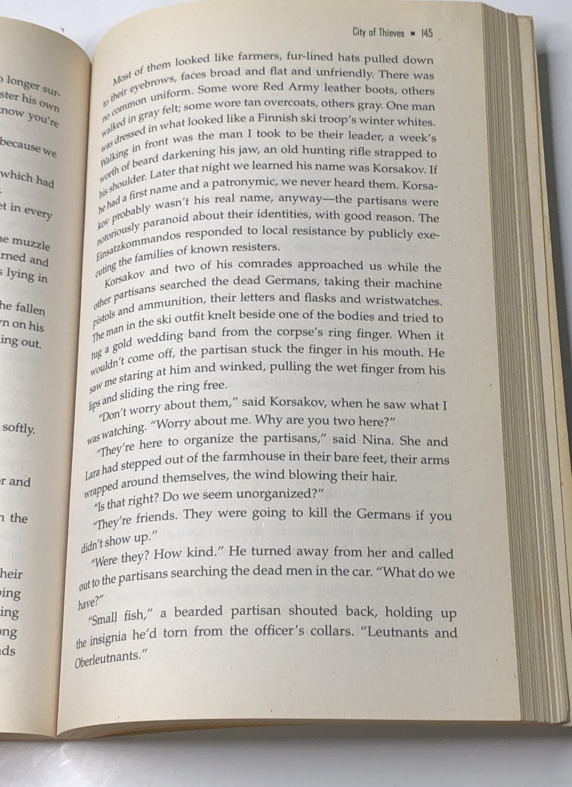City of Thieves: A Novel – by David Benioff, Paperback