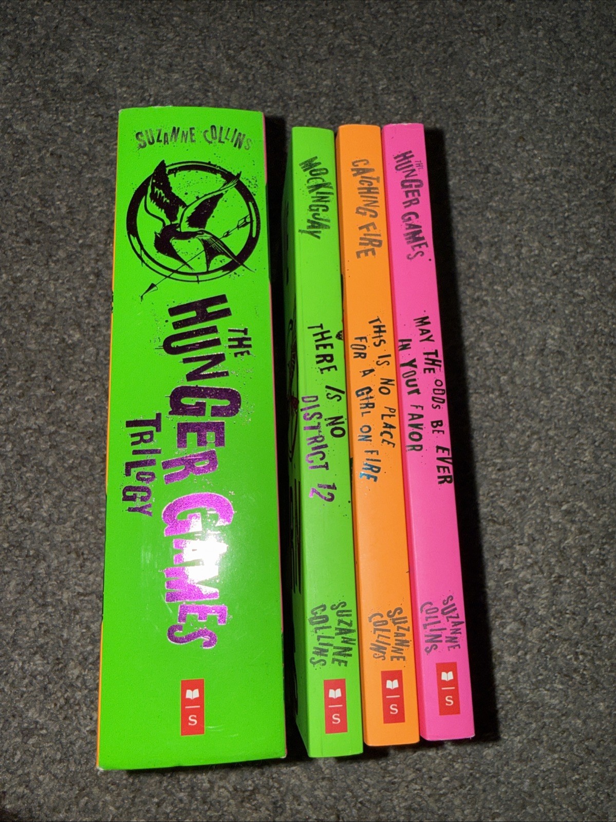 Hunger Games Trilogy: Propaganda Edition Suzanne Collins Neon Scholastic *READ*