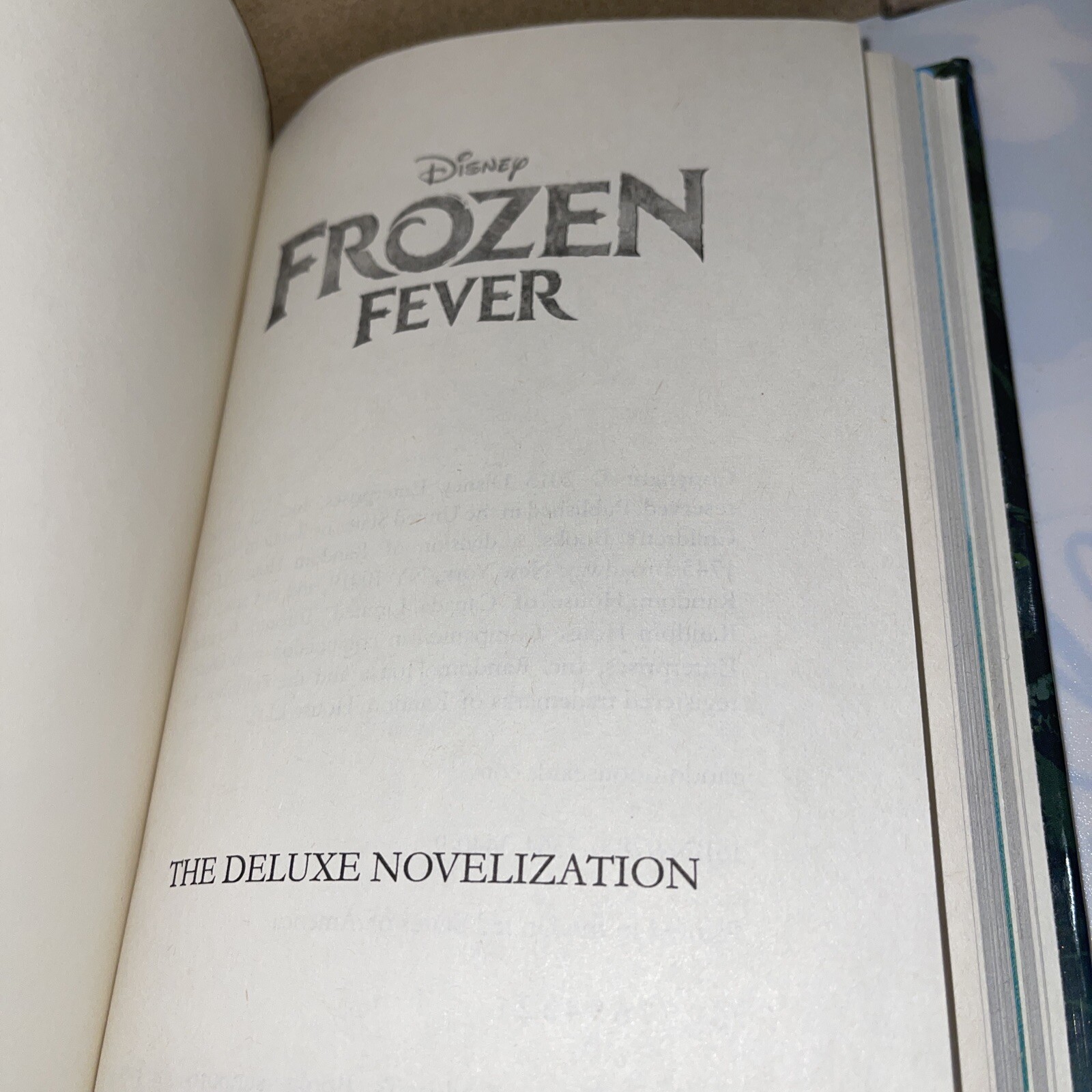 NEW Disney Frozen Fever The Deluxe Novelization Children’s Book 92 Pages