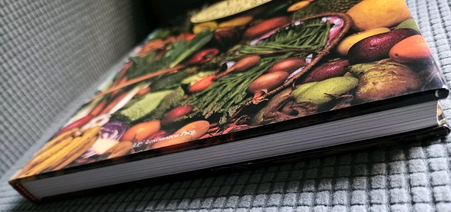 1995 Fruits & Vegetables Of The World By Michel Viard 191 Pages 1st LP Edition