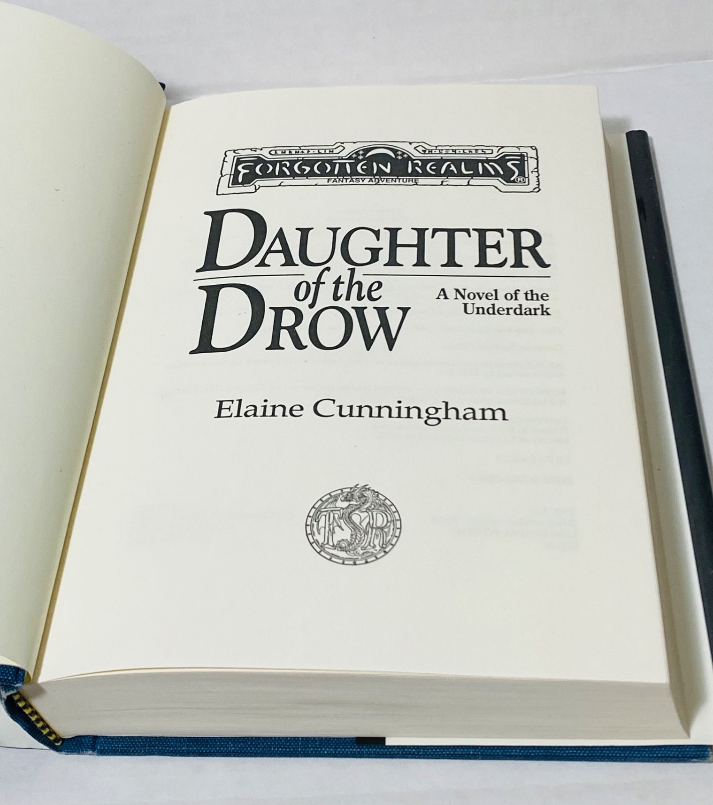 Daughter of the Drow | by Elaine Cunningham 1995 Hardcover 1st Edition 1st Print