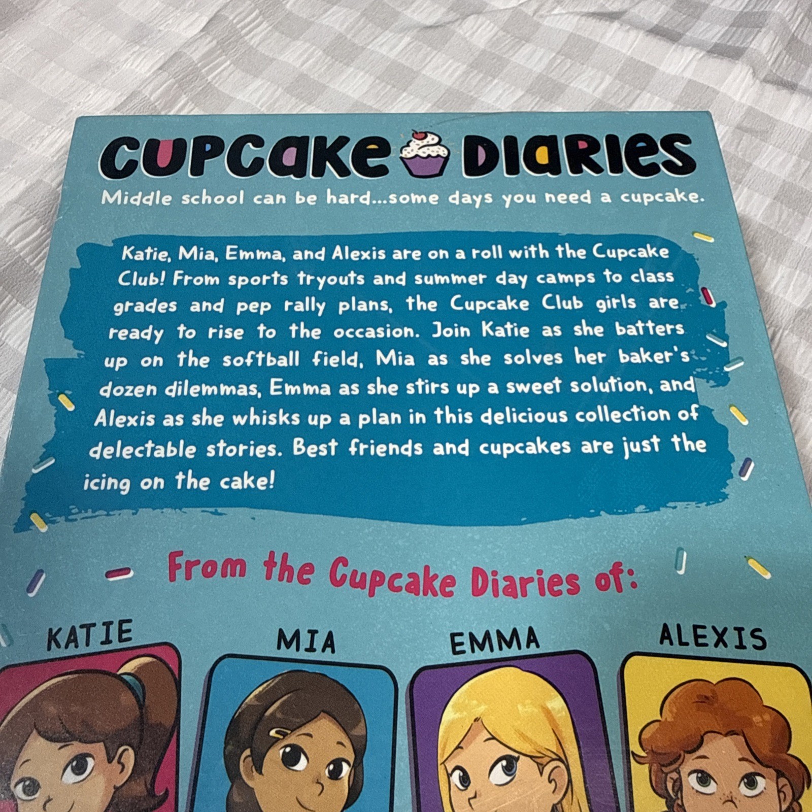 Cupcake Diaries The Graphic Novel Collection 2 (Boxed Set) NEW