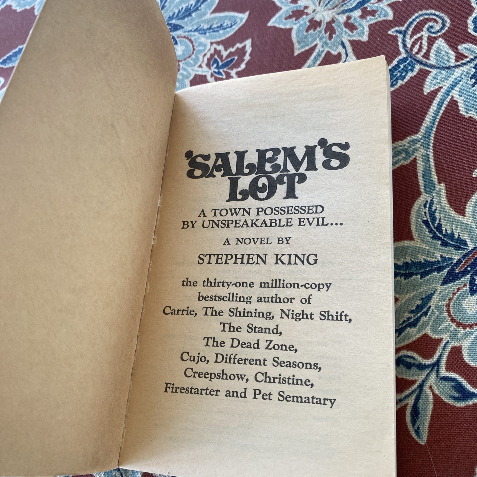 Salem’s Lot by Stephen King, First Signet printing, 1976 paperback. Good.