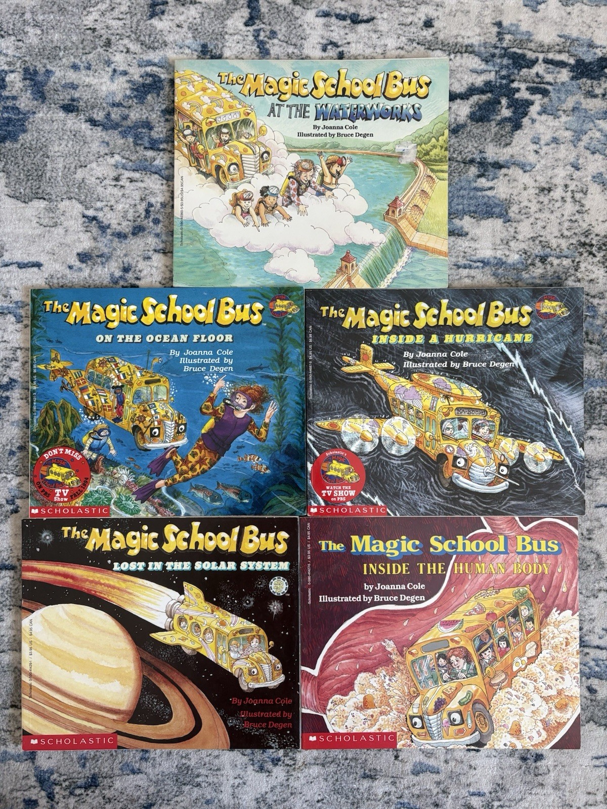 Magic School Bus Vintage Science Books Joanna Cole Bruce Degen PBS Lot of 24