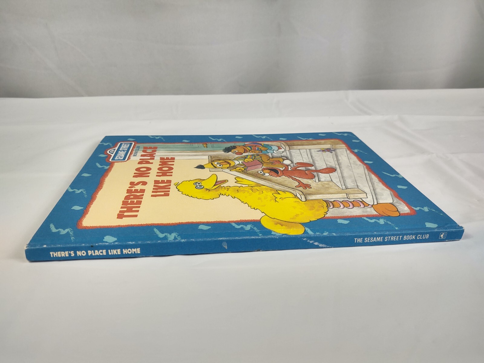 Vintage 1993 There’s No Place Like Home Book Sesame Street Book Club Golden CTW