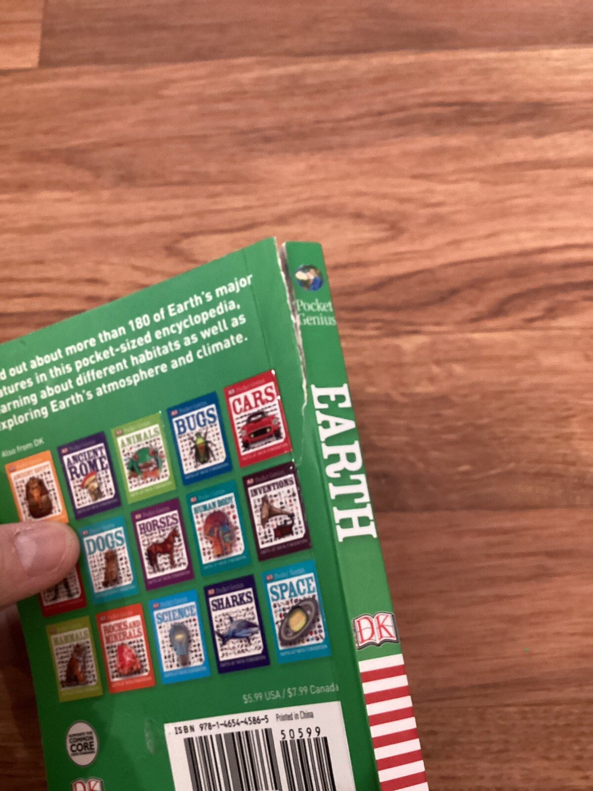 Pocket Genius: Earth – Paperback By DK – VERY GOOD