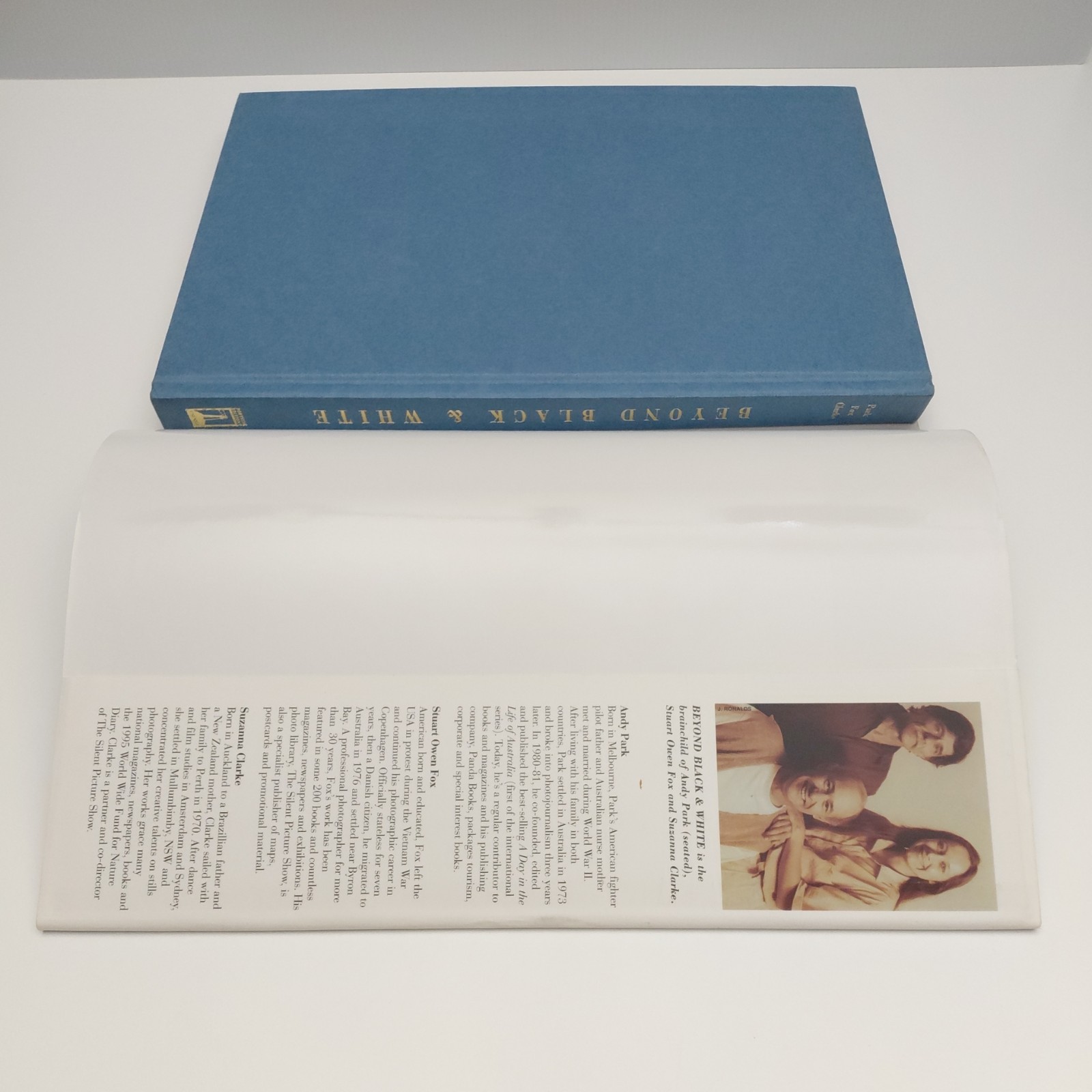 Beyond Black and White The Many Faces of Australia by Andy Park – 1995 Book