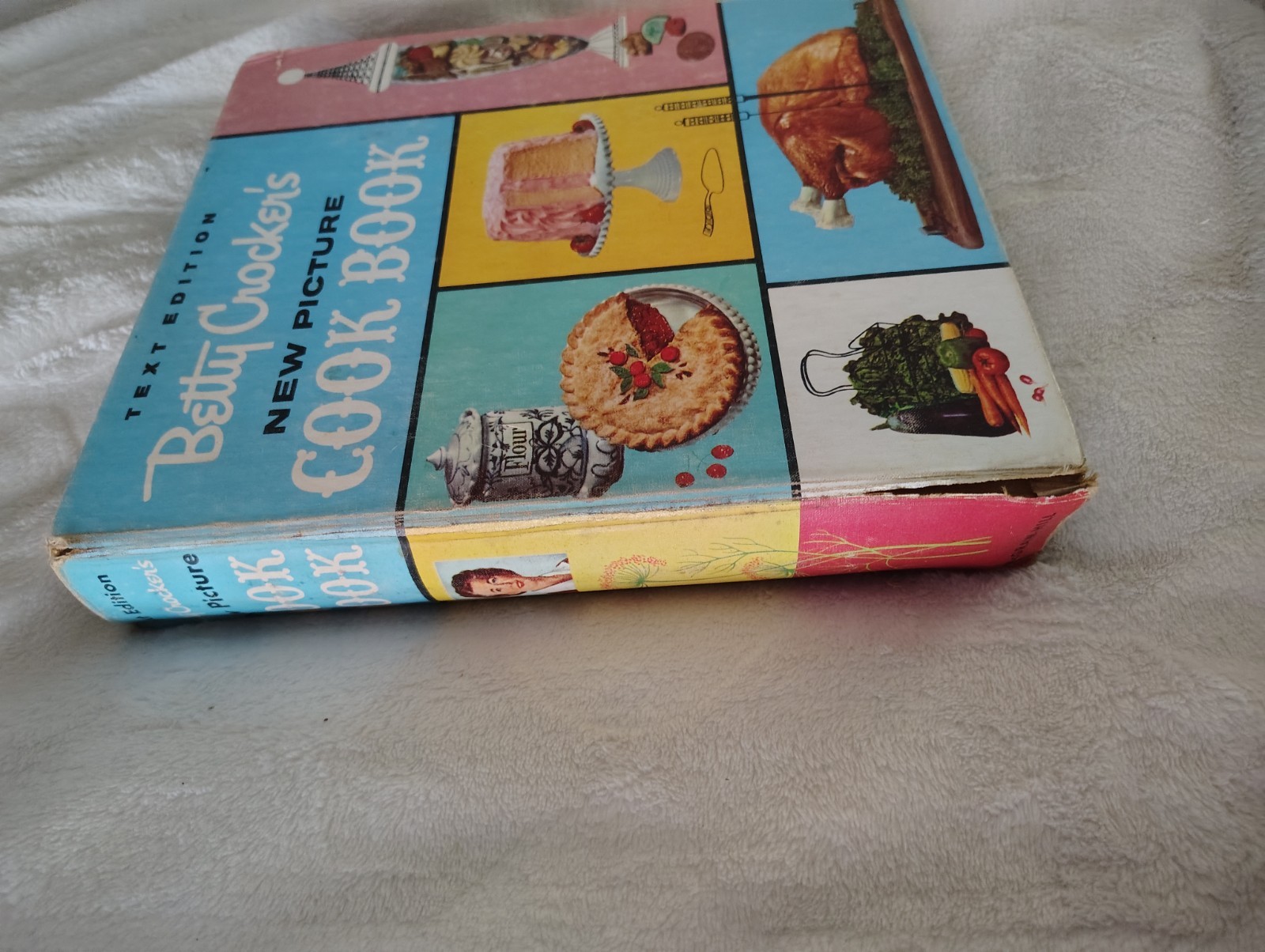 Betty Crocker New Picture Cook Book Text Edition Ring/Wire Bound Illustrated