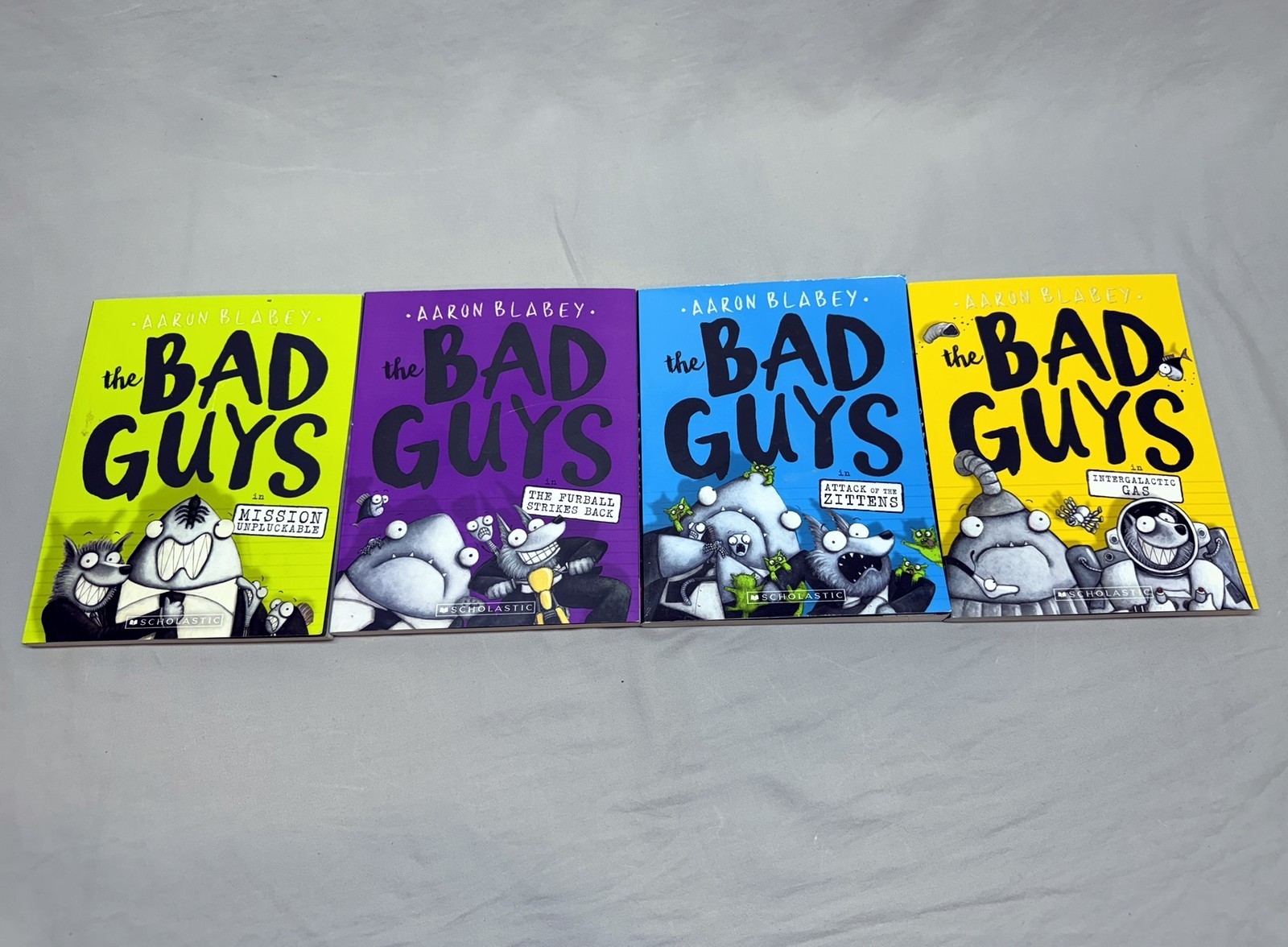 Aaron Blabey Bad Guys 4-Book Bundle Paperback GUC – Scholastic Graphic Novels