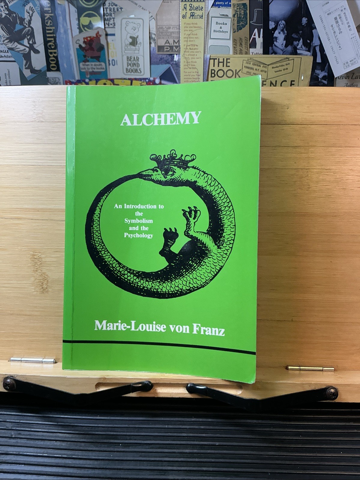Alchemy : An Introduction to the Symbolism and the Psychology