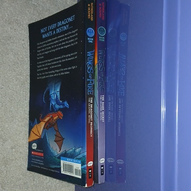 Tui T. Sutherland Wings of Fire Graphic Novel Paperback Lot: Books 1 & 4