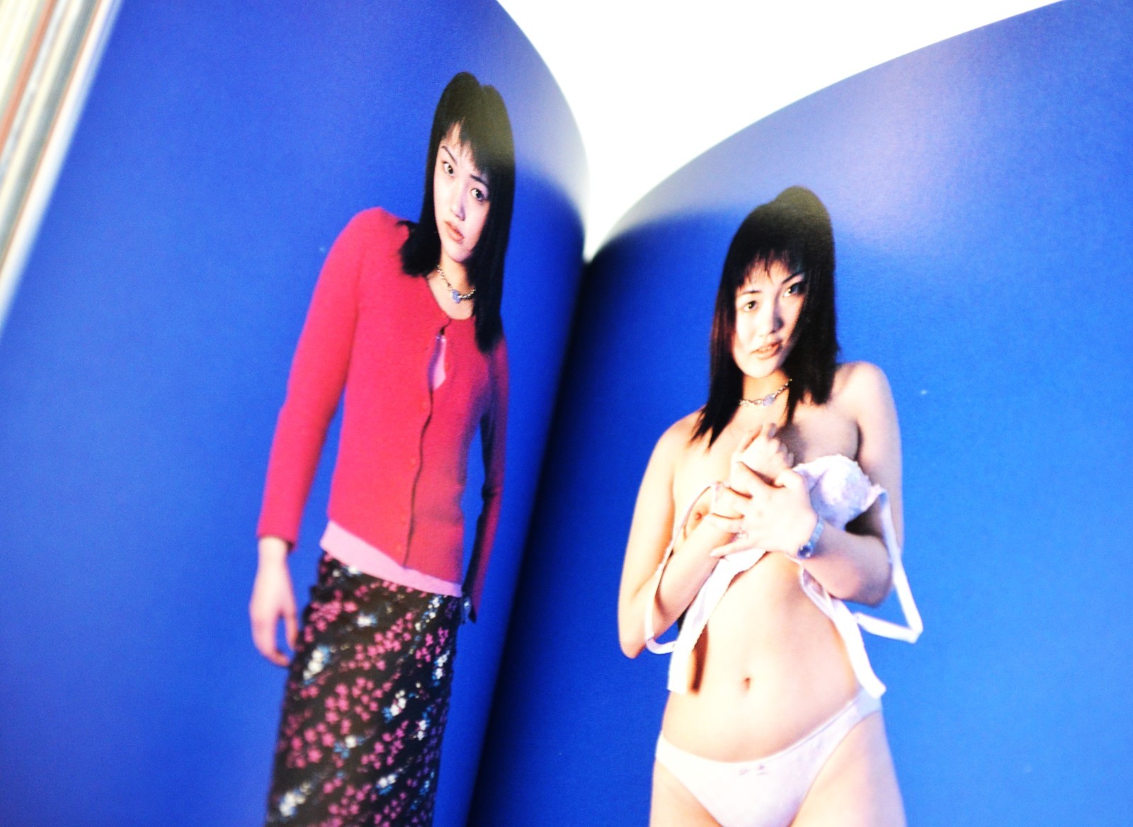 Nobuyoshi Araki photo book nude photographs 17 Idols 14.8×10.4cm 148P 1ED Obi