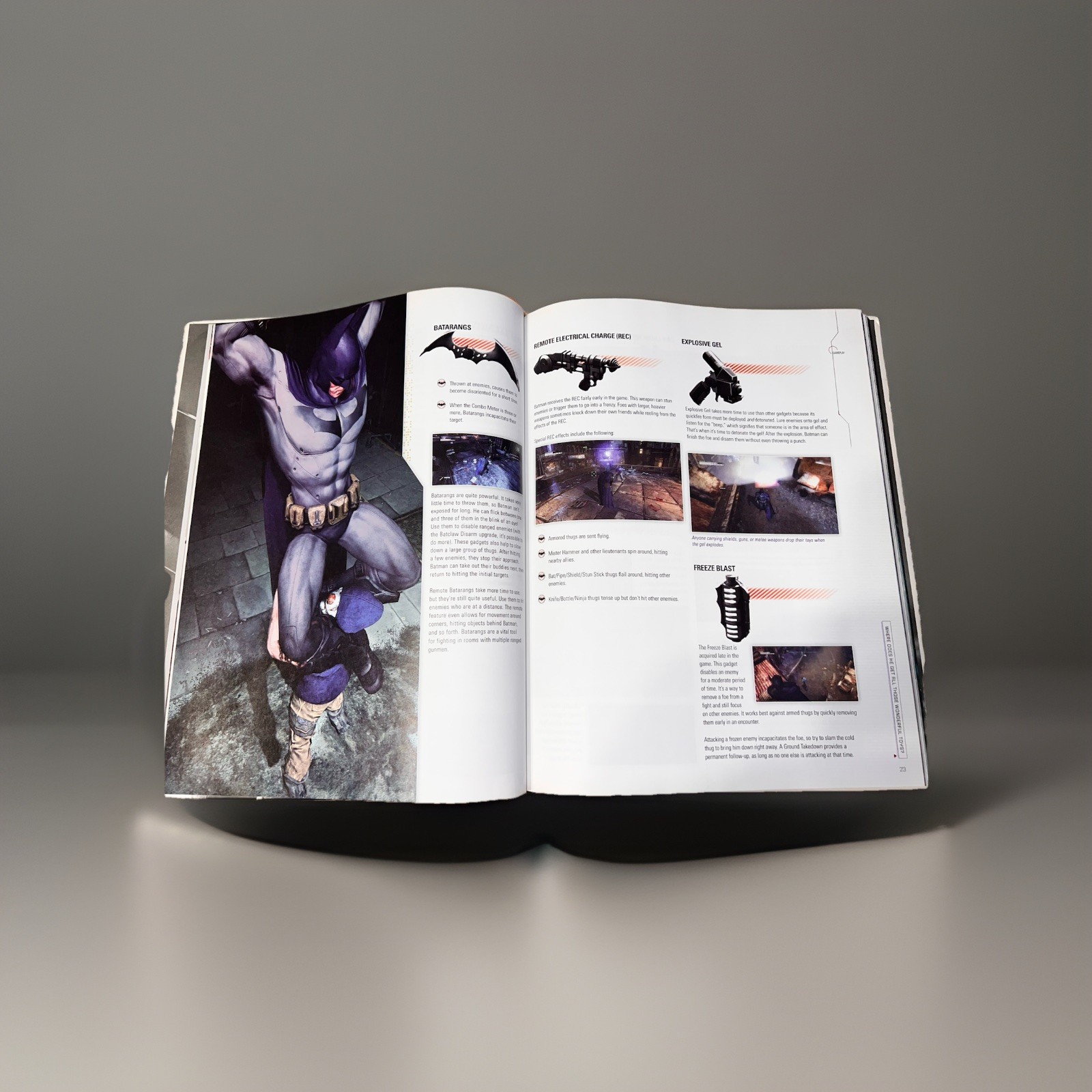 Batman: Arkham City Signature Series Guide by BradyGames