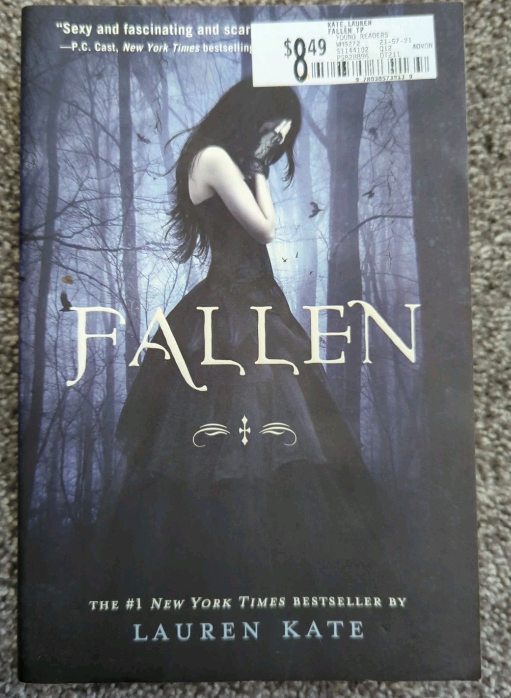 Book Lot 8 Dystopian Fantasy Divergent Eragon Fallen L.J. Smith Patterson