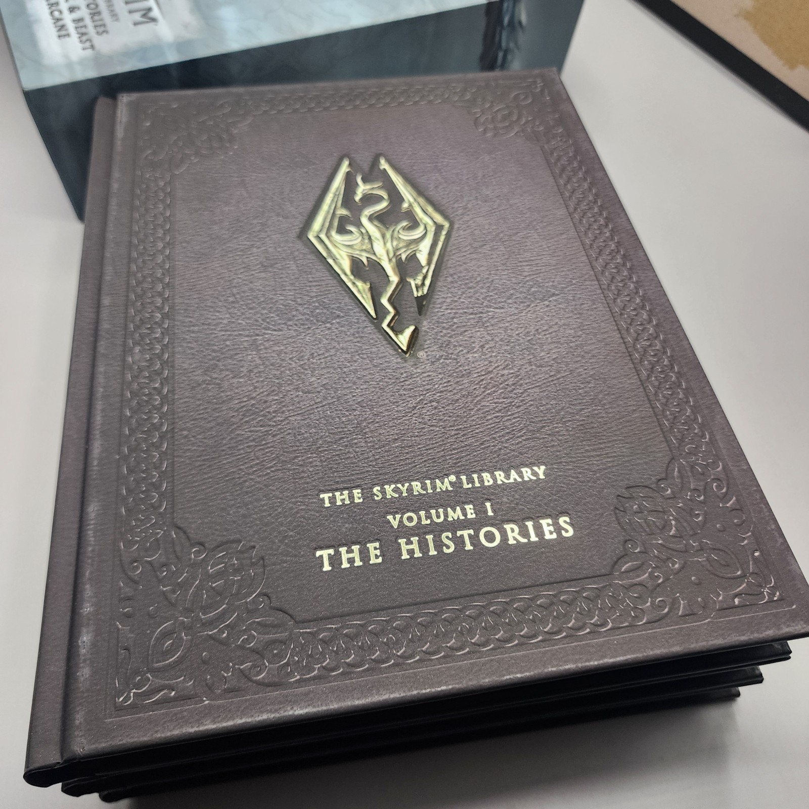The Skyrim Library – Volumes I, II & III (Box Set) Pre-owned – Read