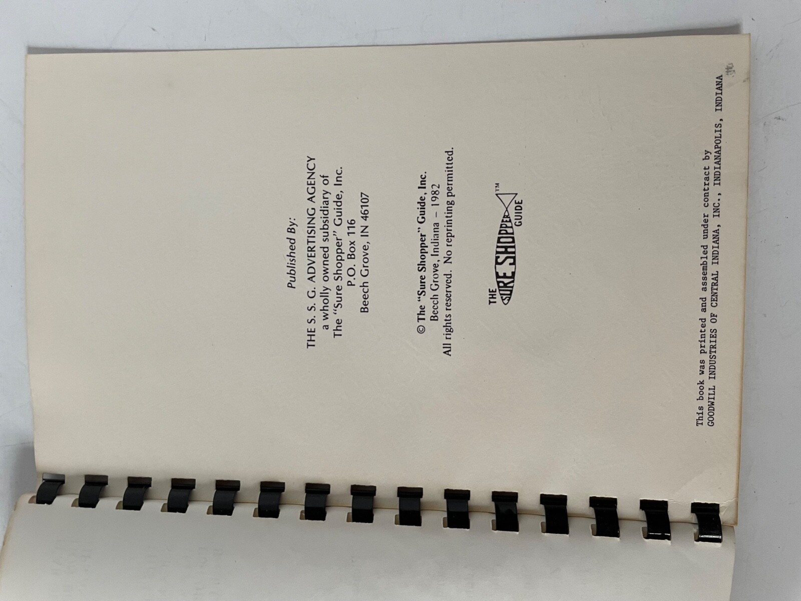 691 0f the BEST HOUSEHOLD TIPS -that save time and money 8 1/2 x 5 3/4 inches