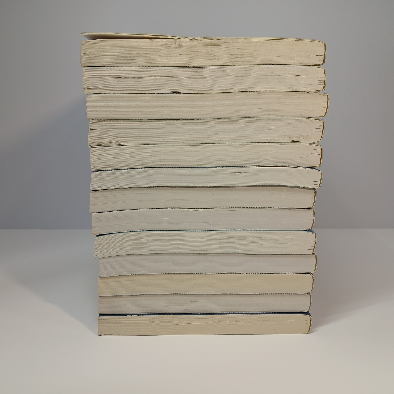 Lot of 13 New Testament Psalms KJV ESV Spanish Large Print Softcover 8.25 x 5.25