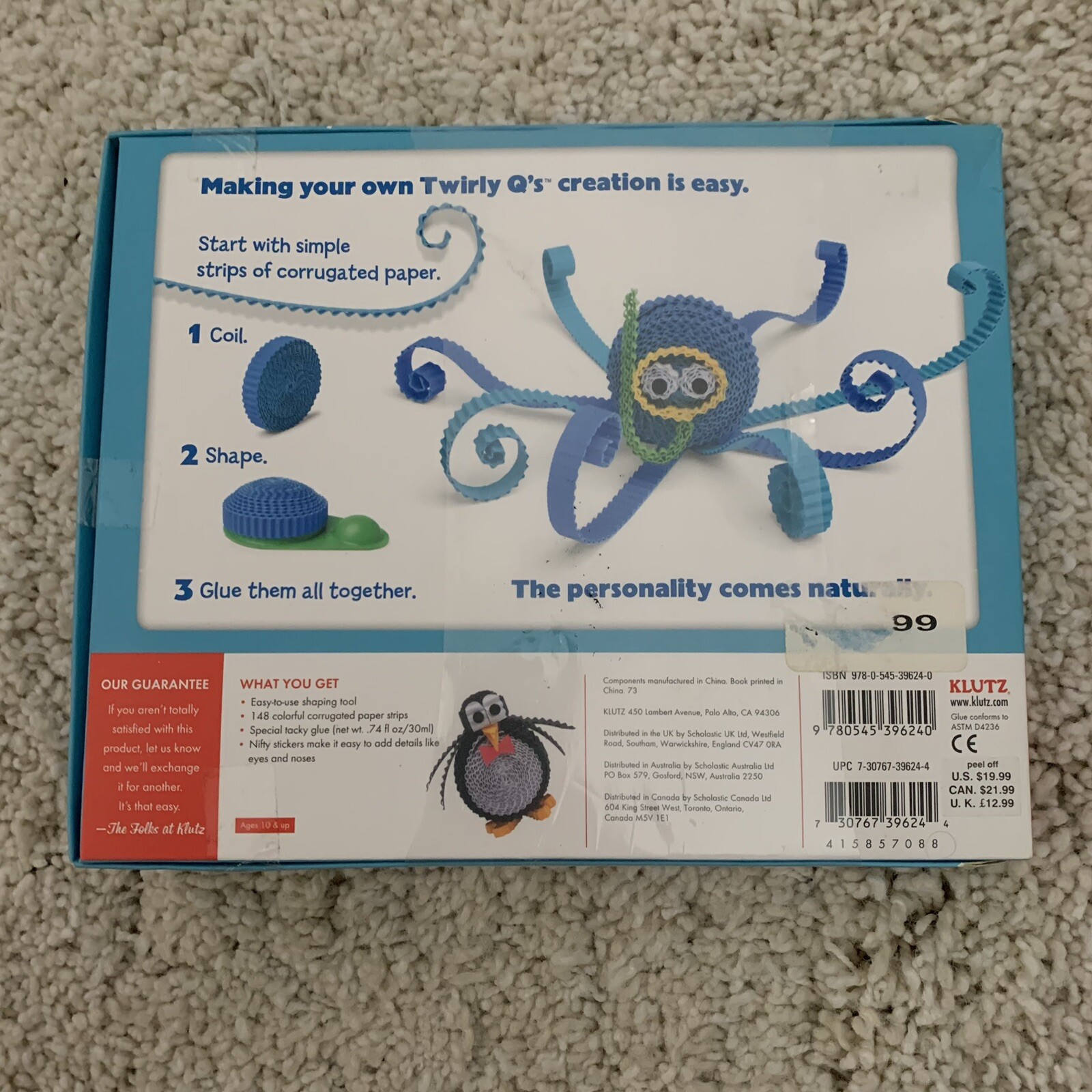 Twirly Q’s: Make Irresistible Cardboard Creations by Anne Akers Johnson