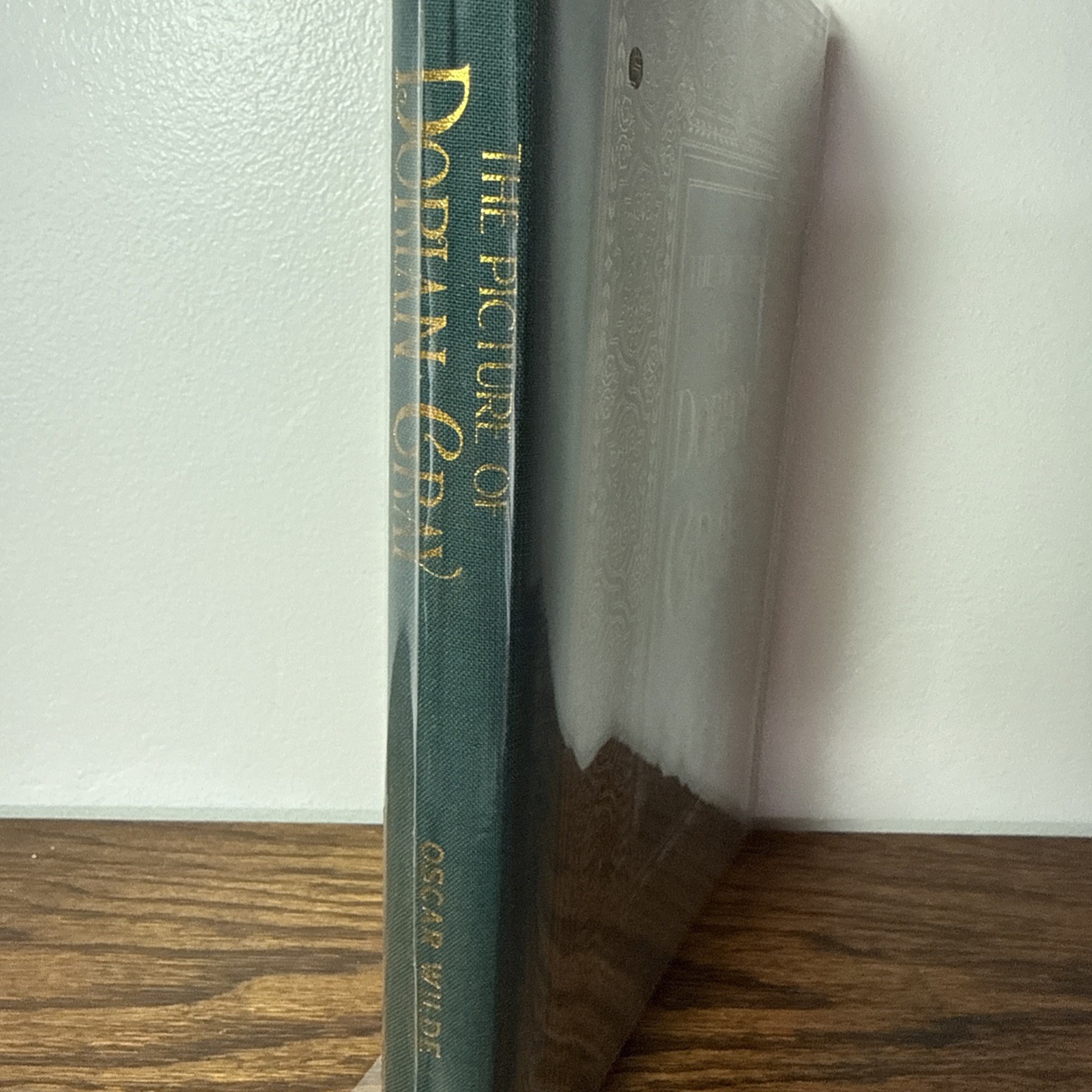 New – The Picture of Dorian Gray by Oscar Wilde – Peter Pauper Press 2024 BC3