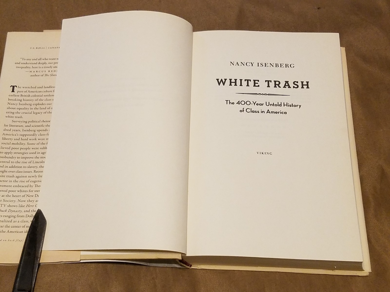 WHITE TRASH – The 400-Year Untold History – Isenberg 2016 Viking Press HCDJ VG+