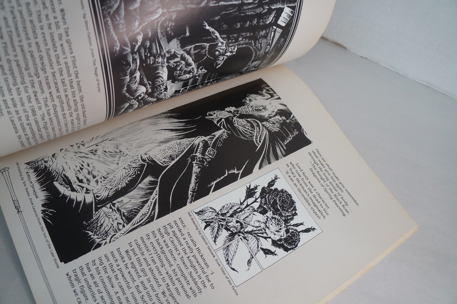 The Art of Dragonlance Saga Paperback 1987 TSR 1st Printing A D&D Weis & Hickman