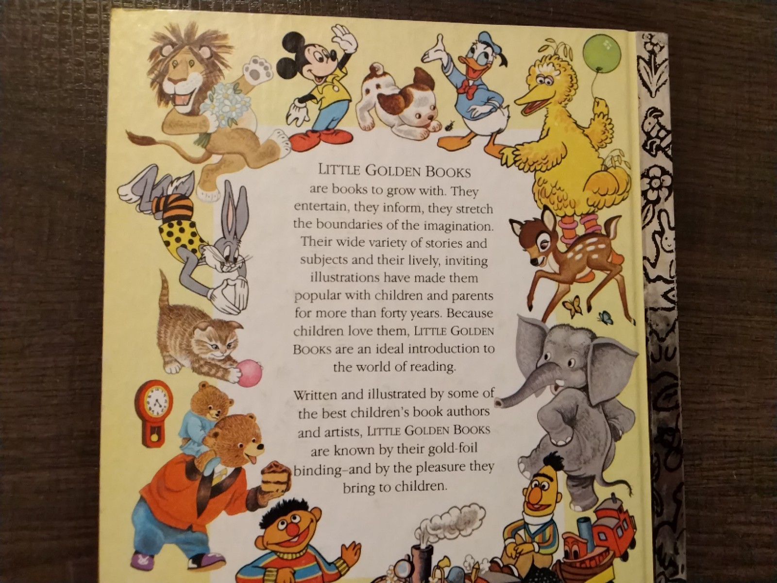 A Little Golden Book-Walt Disney’s-Mickey Mouse And Goofy The Big Bear Scare