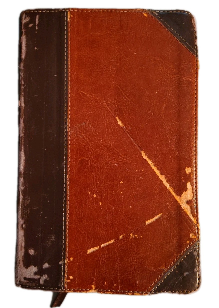 Holy Bible ESV English Standard Version Thinline Ed. Trutone Brown Crossway 2002