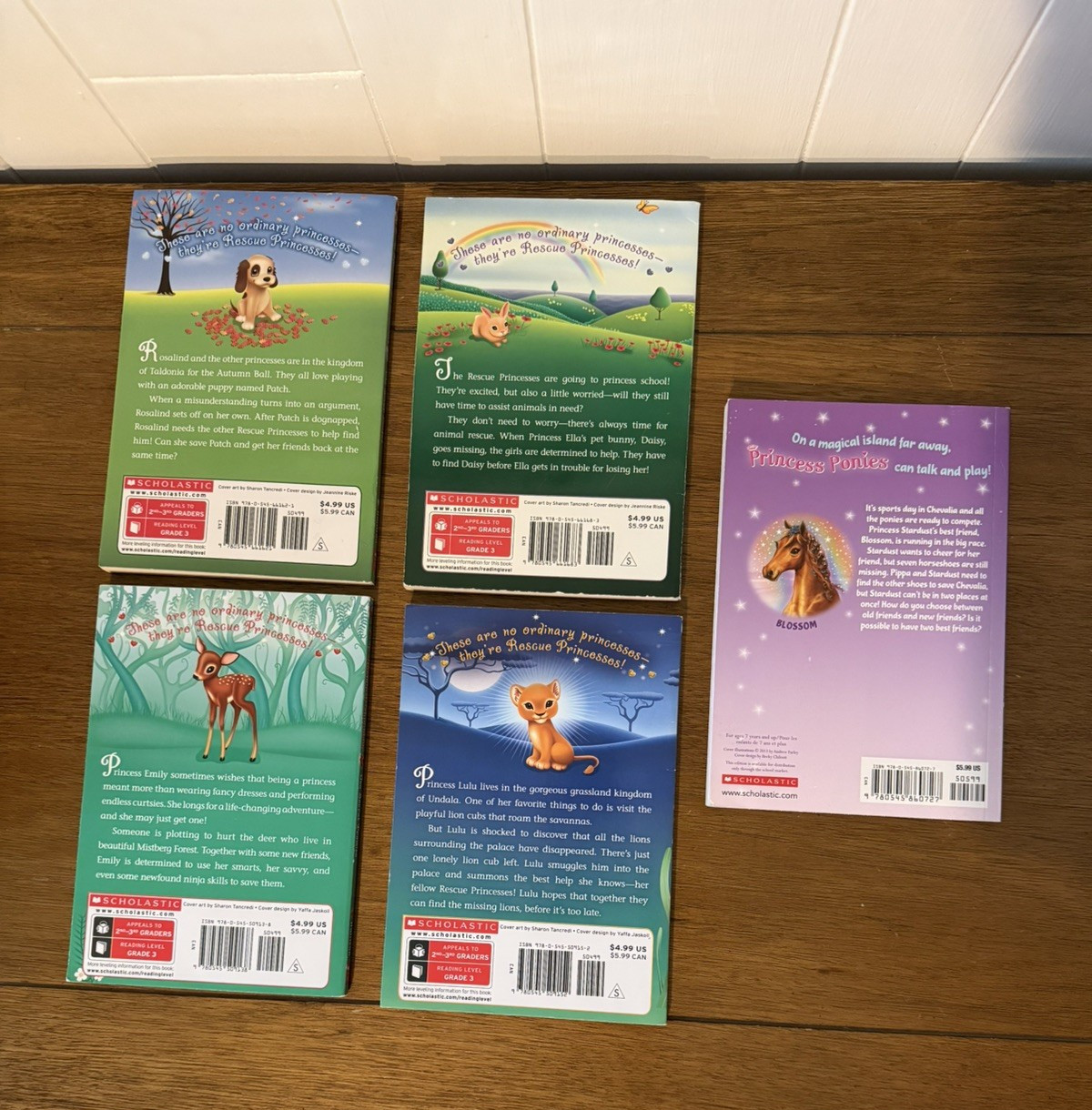 Lot of 13 Teen, Pre-Teen & Children’s Chapter Books Mixed Authors & Genres