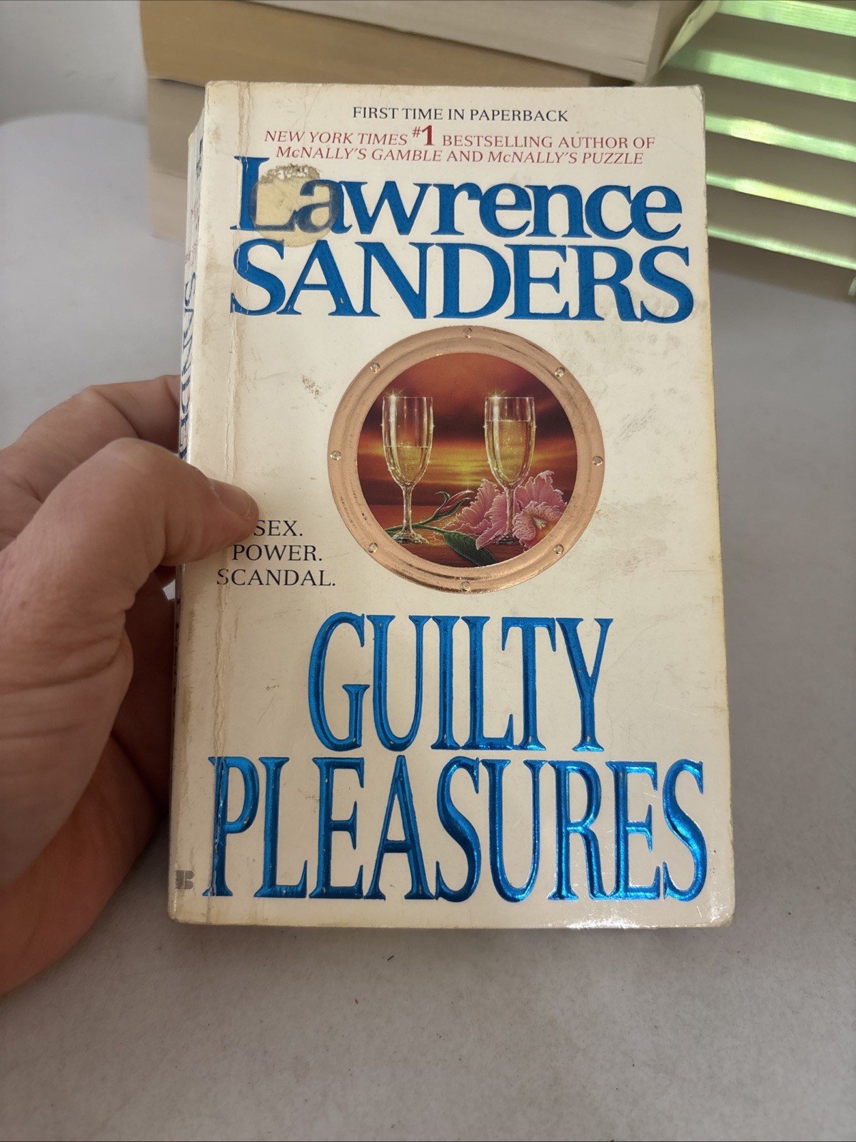 Lot of 10 – Mystery and Thrillers – Mixed Authors – FREE SHIPPING