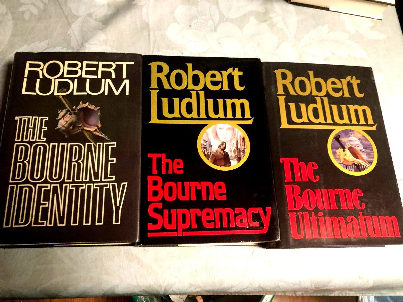 3 RARE BOOKS! Bourne Ser: The Bourne Identity/Supremacy/Ultimatum, Robert Ludlum