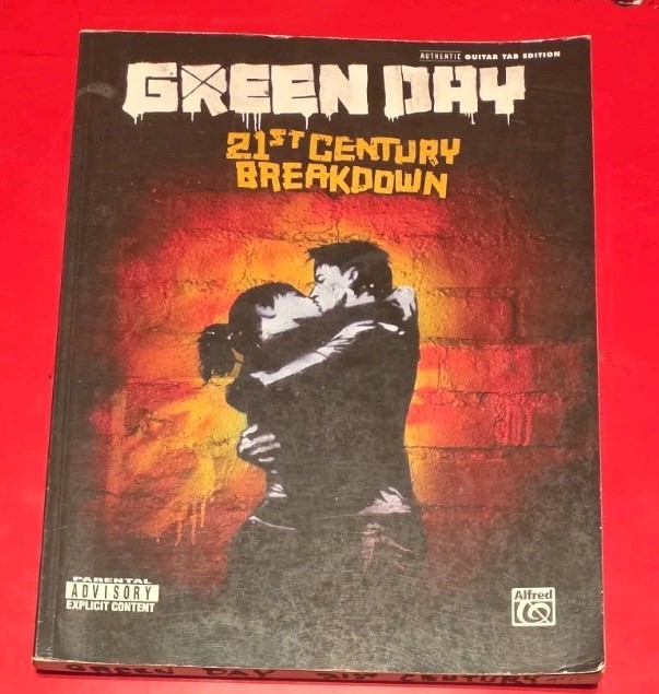 Green Day — 21st Century Breakdown : Authentic Guitar TAB Edition