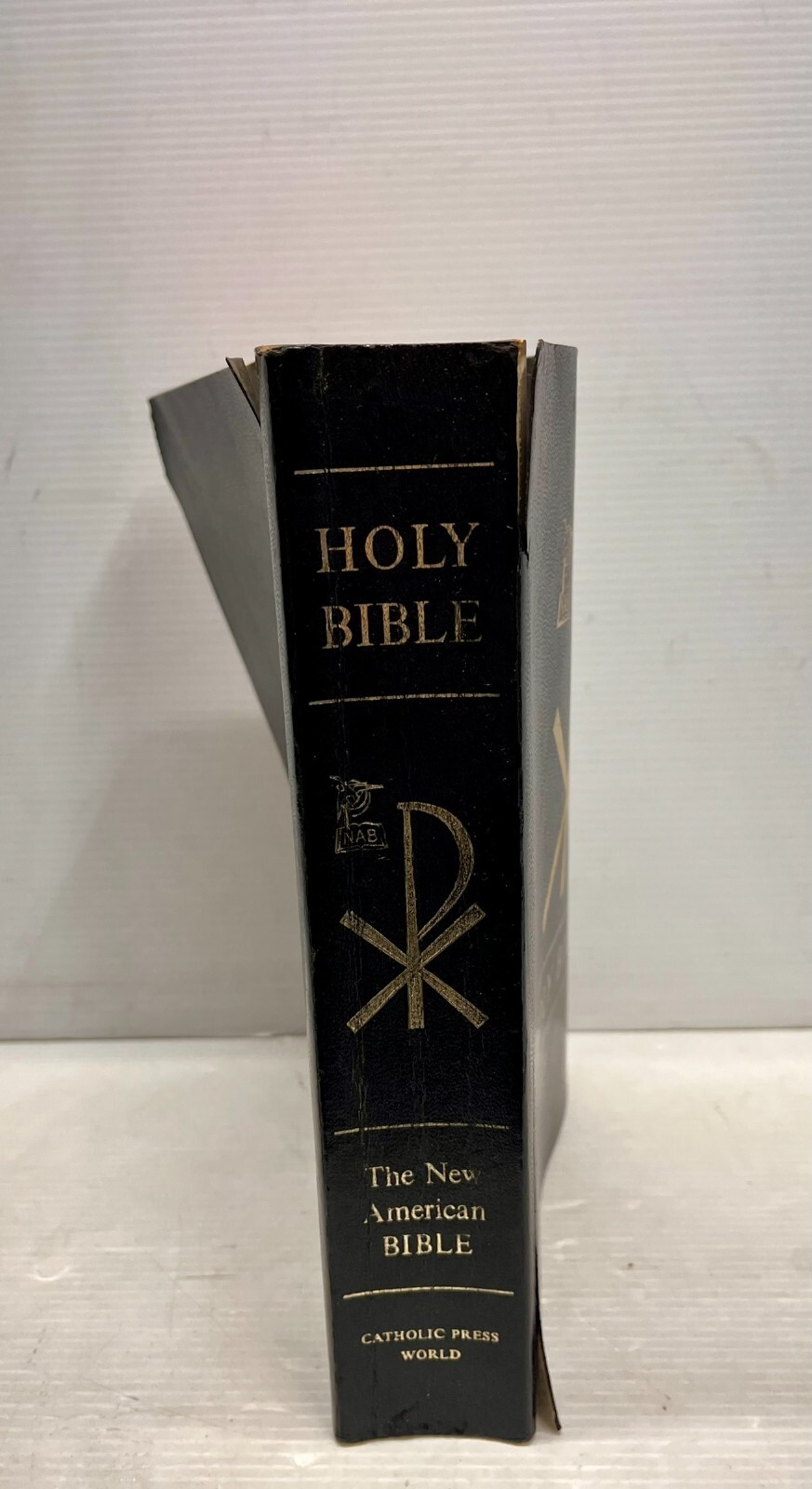 Holy Bible New American Bible NAB Catholic Press World Softcover First Ed 1971